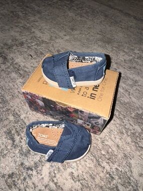 TOMS Baby Canvas Slip-On Shoes in Navy Blue